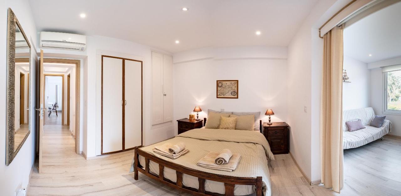 Townhouse By The Sea Pirate Harbor Apartamento Pafos Exterior foto
