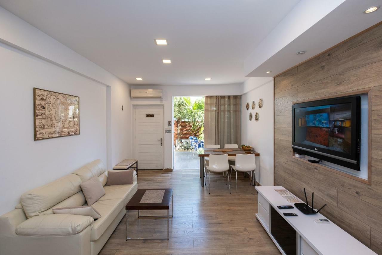 Townhouse By The Sea Pirate Harbor Apartamento Pafos Exterior foto
