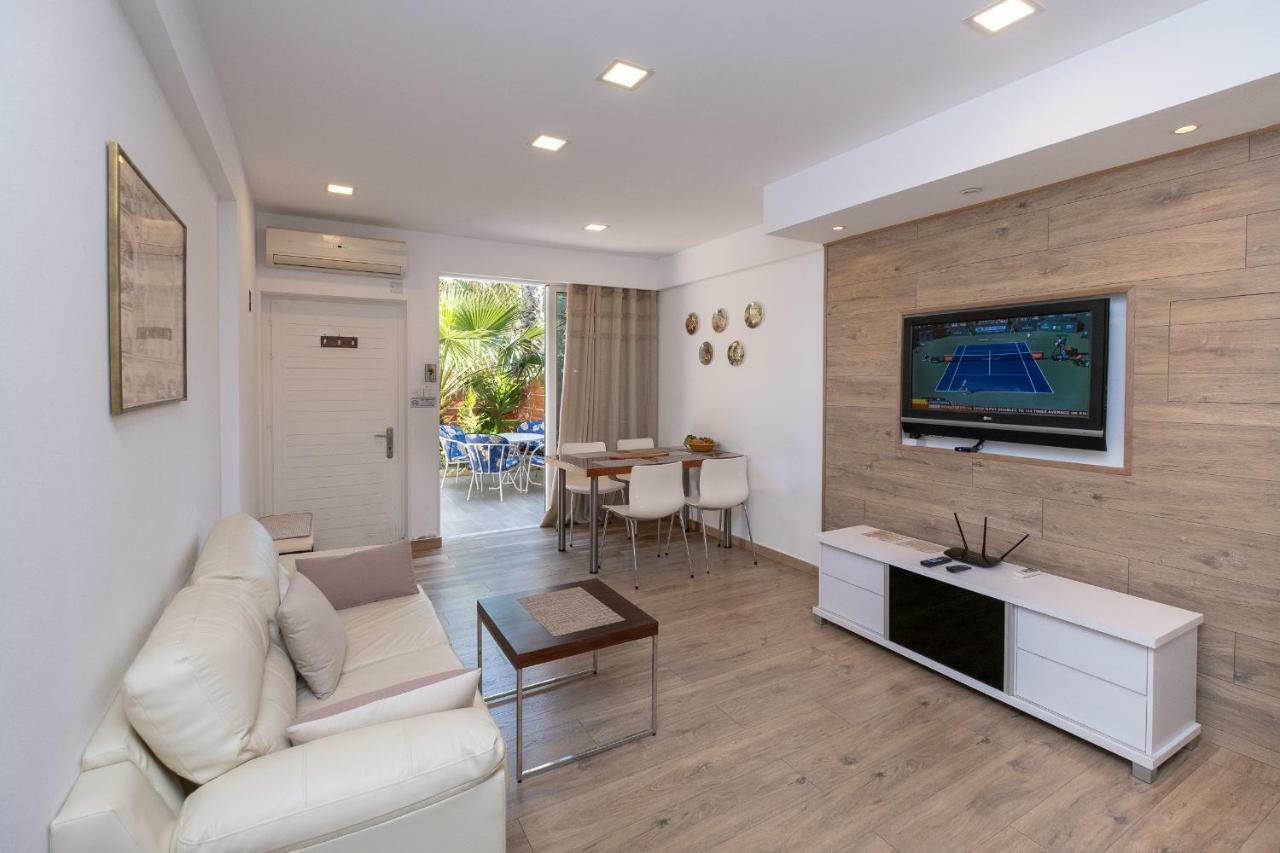 Townhouse By The Sea Pirate Harbor Apartamento Pafos Exterior foto