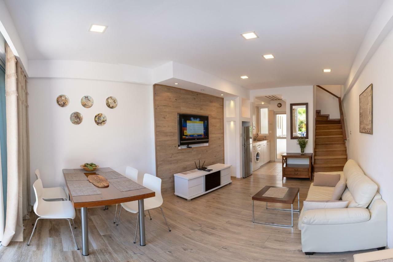 Townhouse By The Sea Pirate Harbor Apartamento Pafos Exterior foto